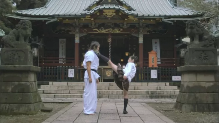 Karateci Kız izle